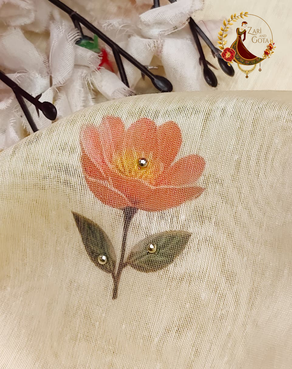 Single printed coral bloom with a stone set at its centre